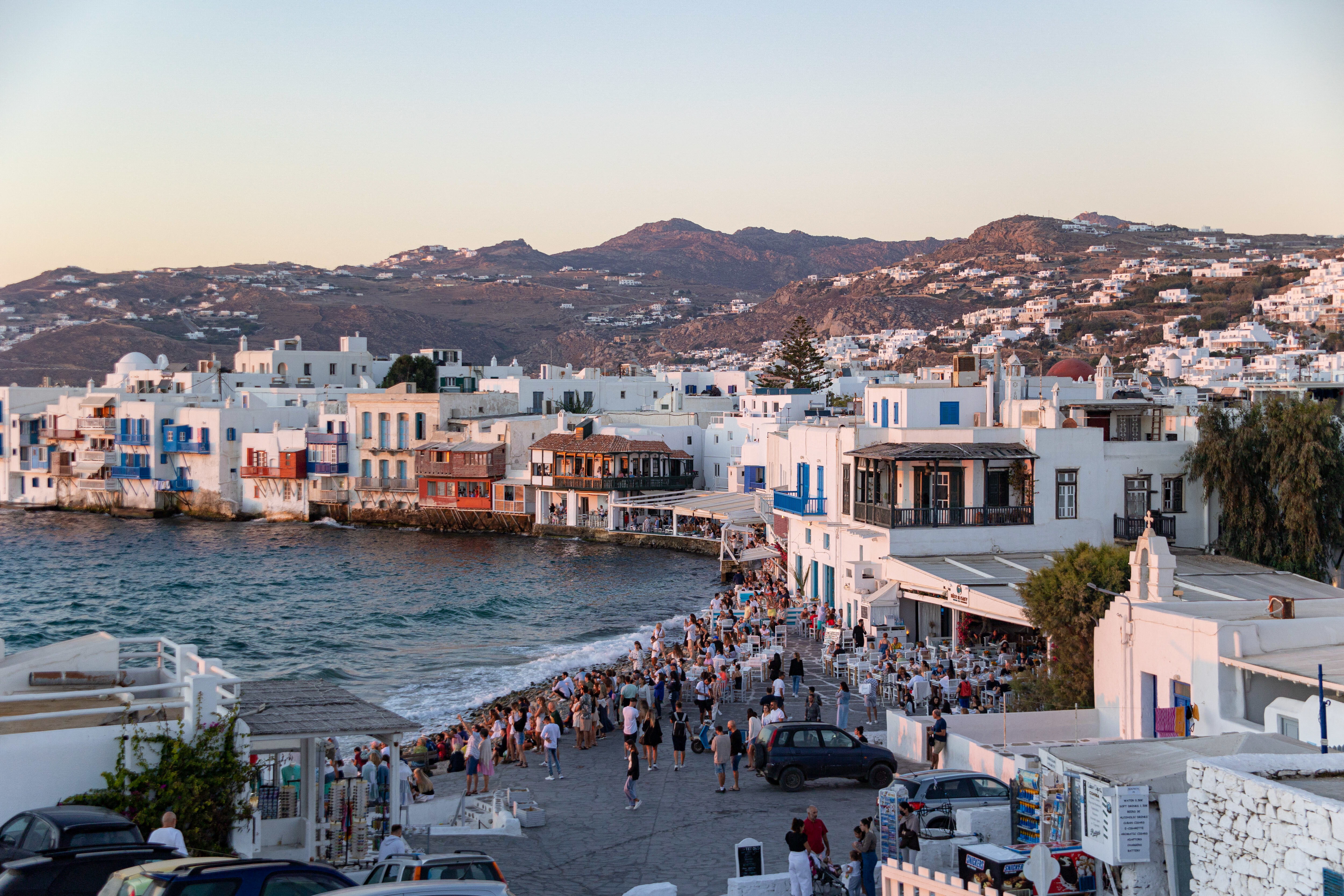 Morta dopo addio al nubilato a Mykonos, rilasciate le persone fermate