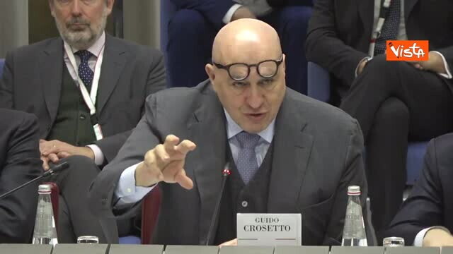 Crosetto: "Le violenze di Milano punto d’arrivo della guerra ibrida"